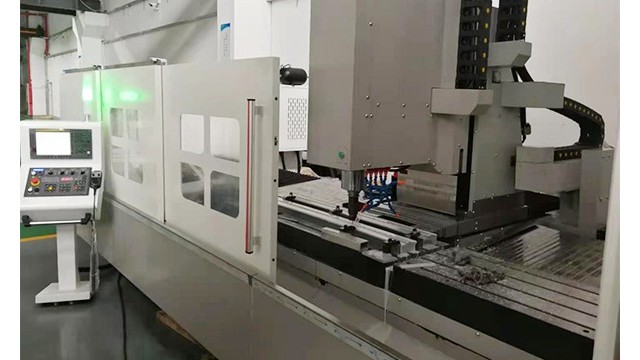 CNC加工怎么選擇零件質(zhì)量好壞？-科鼎鑫